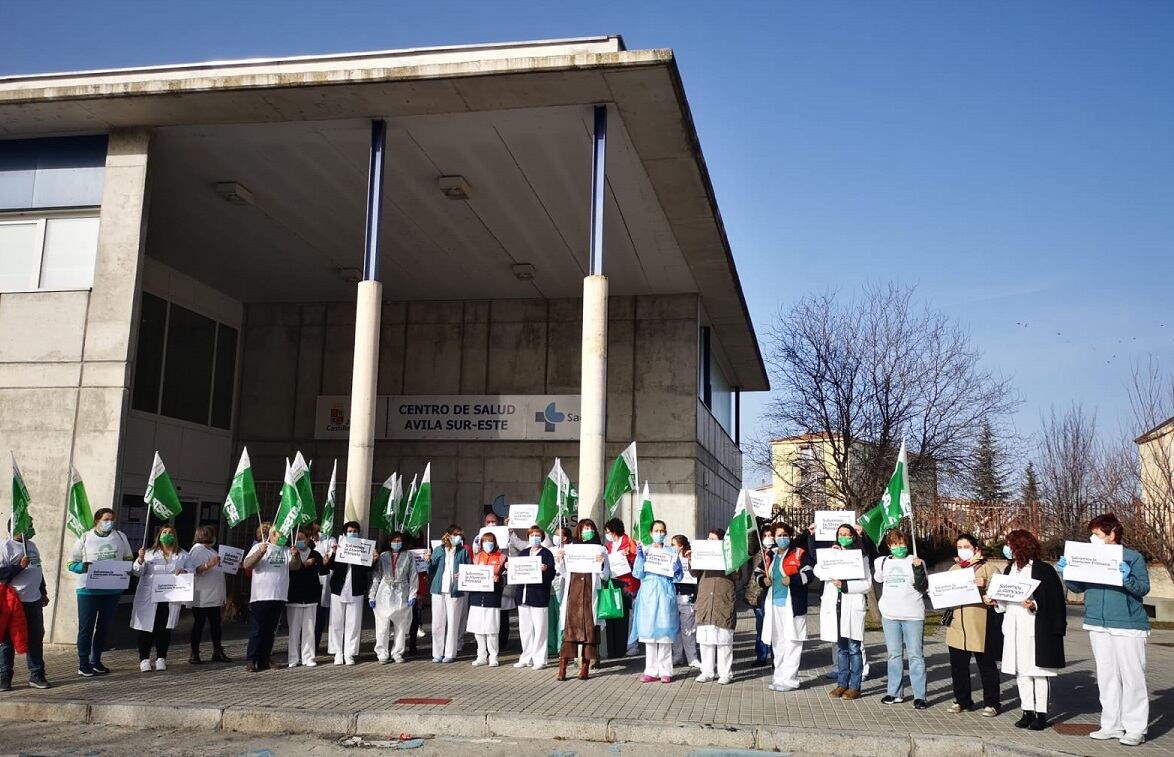 El personal de enfermería protestó por las condiciones de trabajo en la Atención Primaria