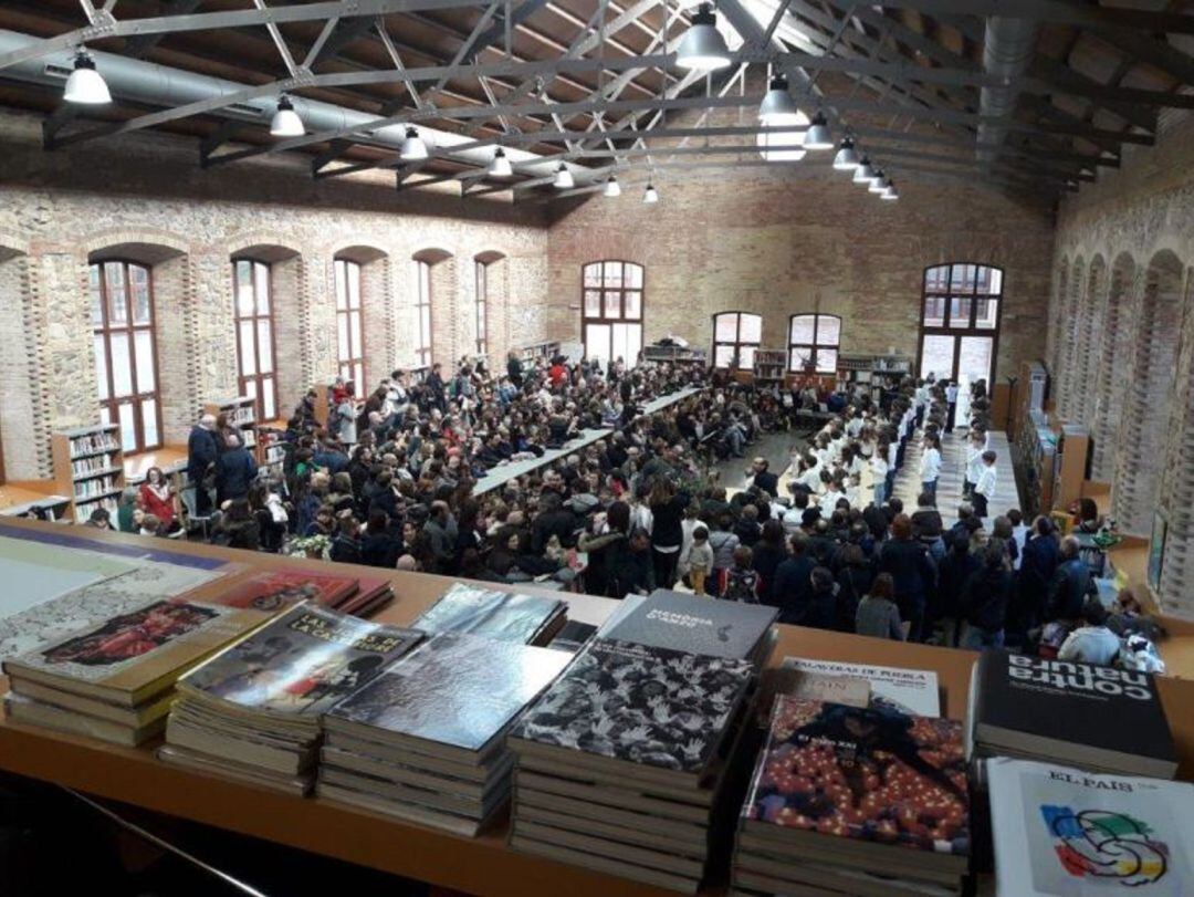 La concejala de Acción Cultural de València, Maite Ibáñez, hace balance del estado de la red de bibliotecas municipales.