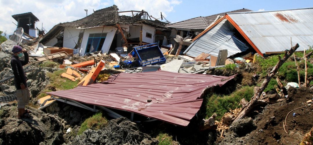 Estado de algunas de las casas tras el terremoto y el posterior tsunami