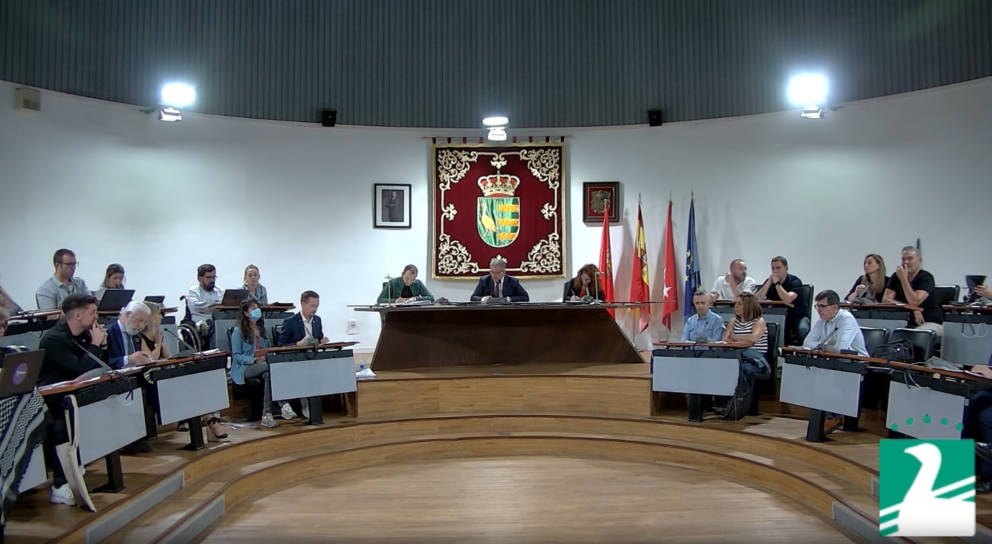 El Pleno de Parla ha aprobado, de manera muy ajustada, la tasa de basuras