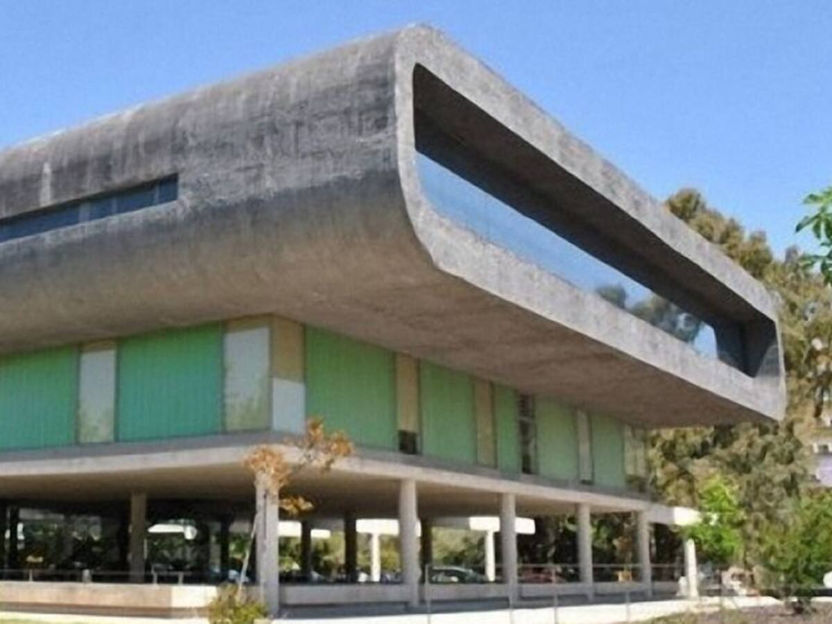 La Diputación reconoce en Pleno la labor de Salud Responde y aprueba el reglamento del Olivo Arena