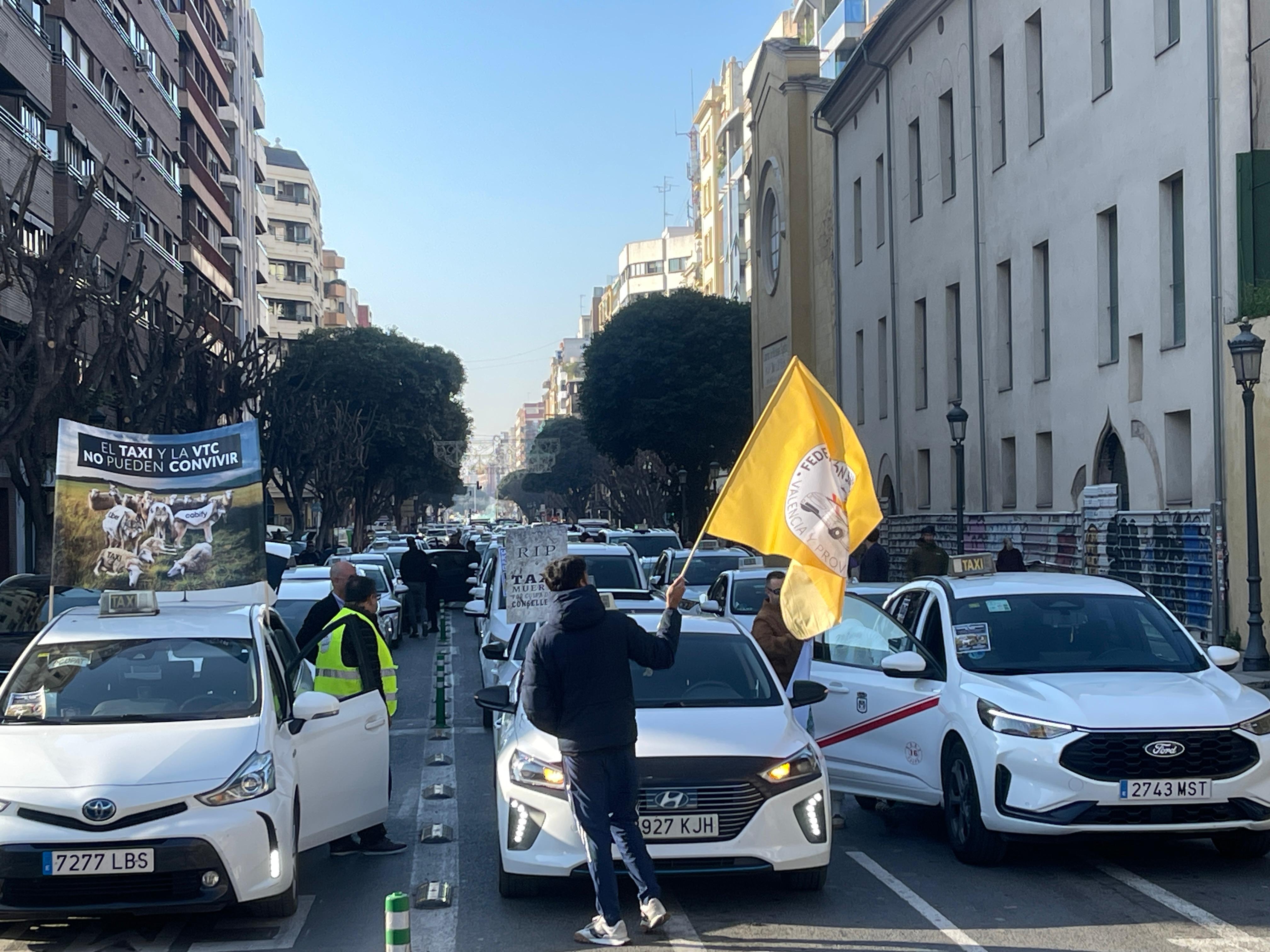 Los taxistas protestan este miércoles en València