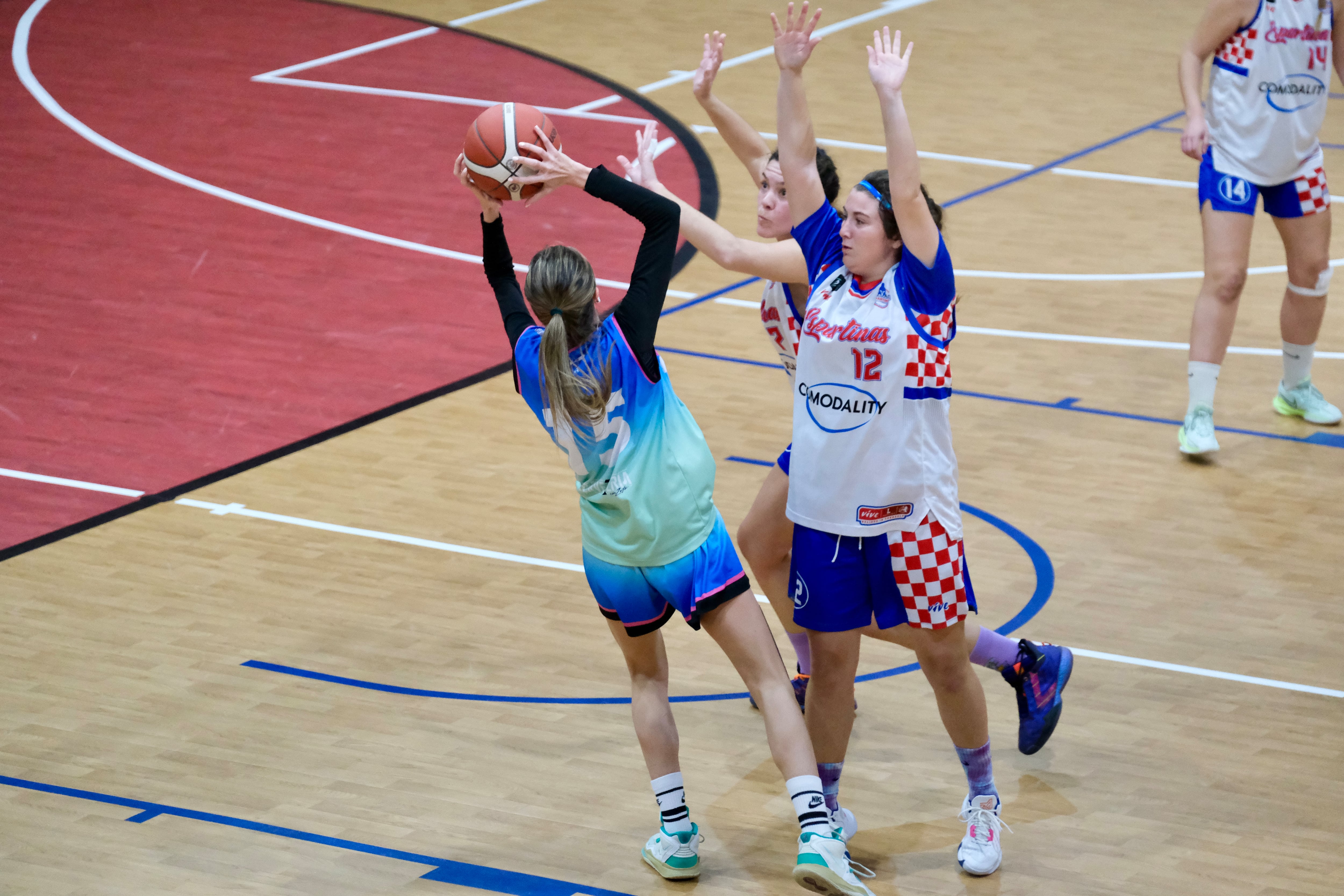 Importante victoria del Xerez CD de Baloncesto femenino