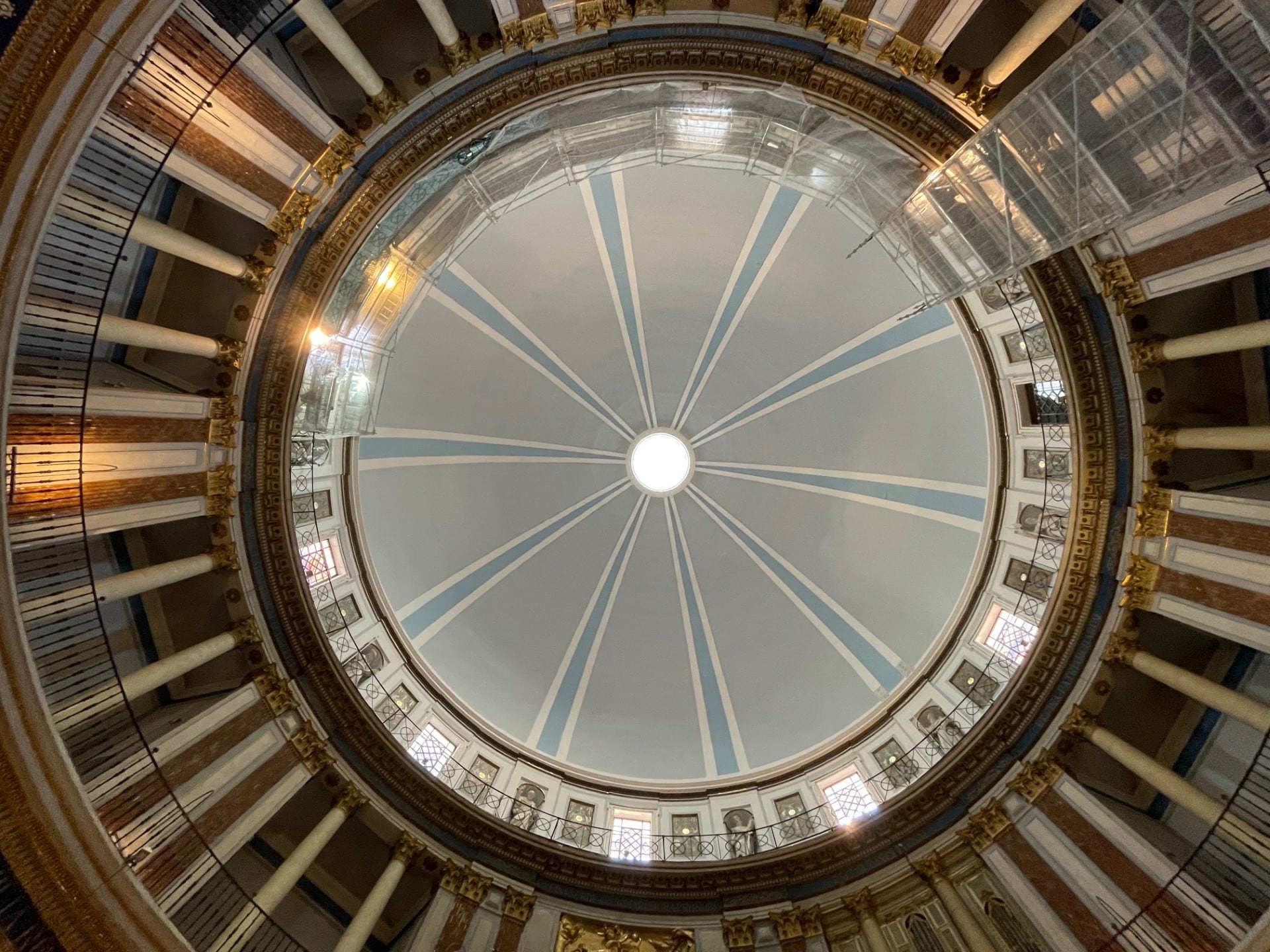 Detalle de la cúpula de la Iglesia del Colegio Escuelas Pías de València