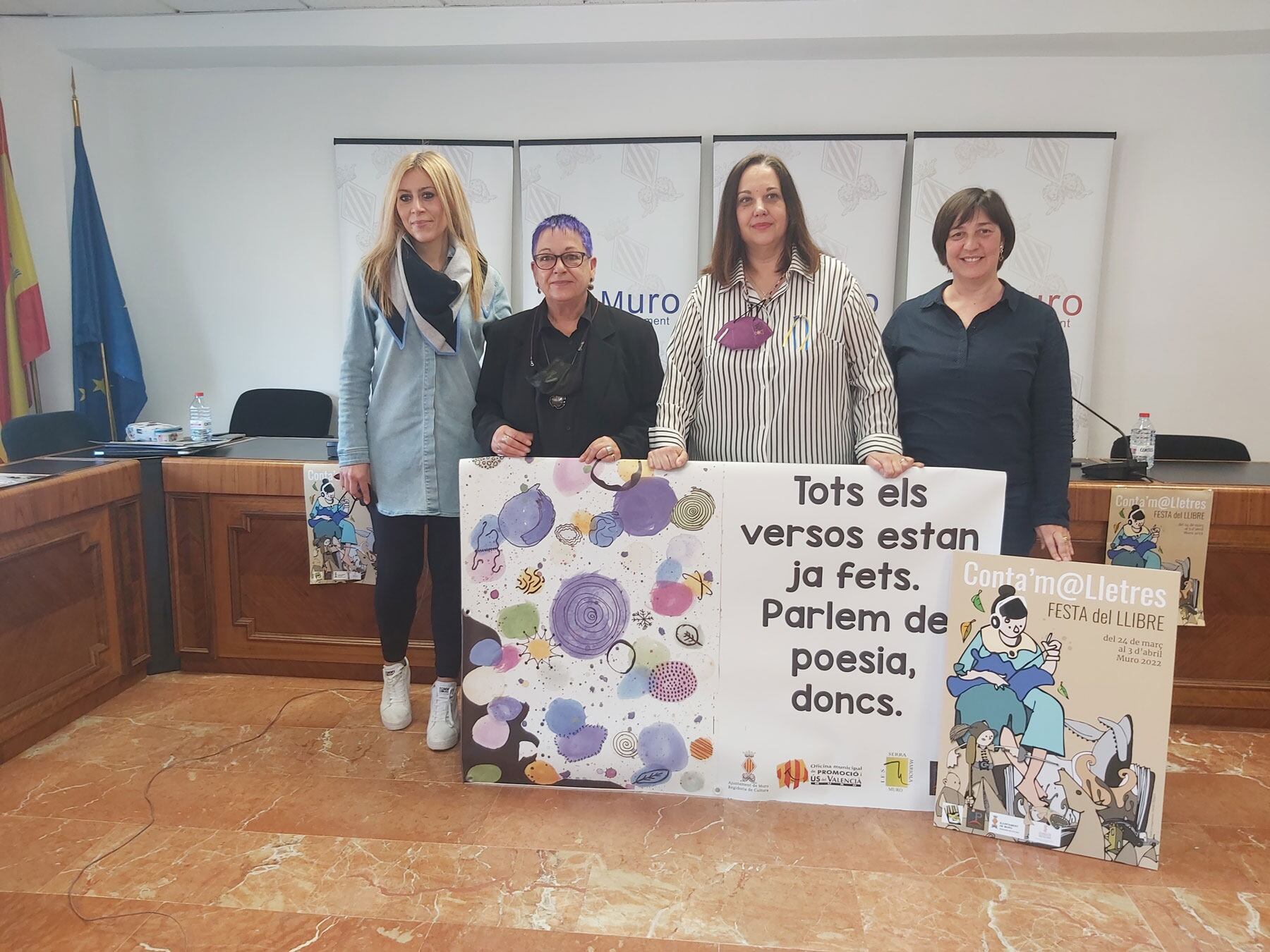 Ana Llopis, Carmina Prats, Xelo Cascant i Judith Santos-Olmo en la presentació de la 27 Festa del Llibre de Muro