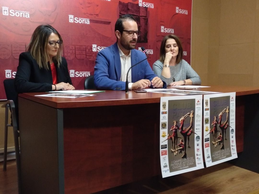 Presentación del I Campeonato de Patinaje Artístico Ciudad de Soria en el Ayuntamiento de la capital.