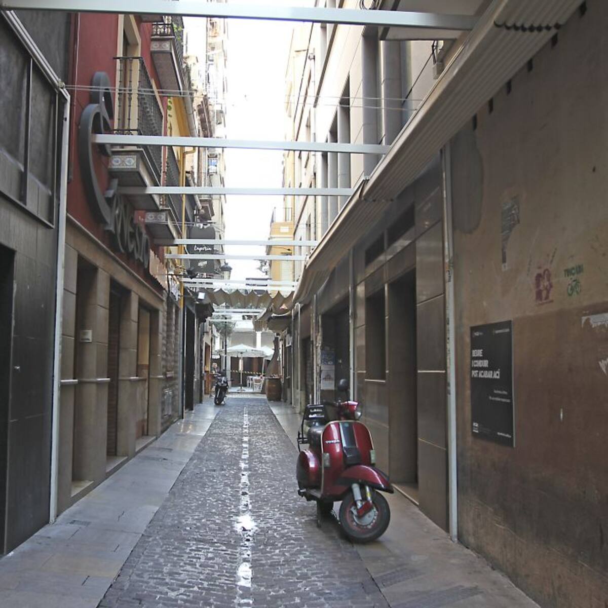 El Ayuntamiento de Castelló contempla aumentar la vigilancia en las tascas cuando abran