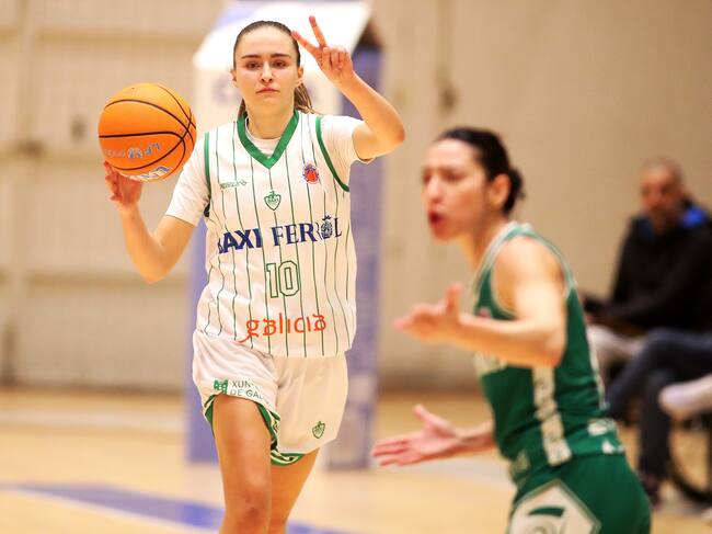 Imagen del Baxi-Dinamo Sassari en A Malata (foto: Mariño / Cadena SER)