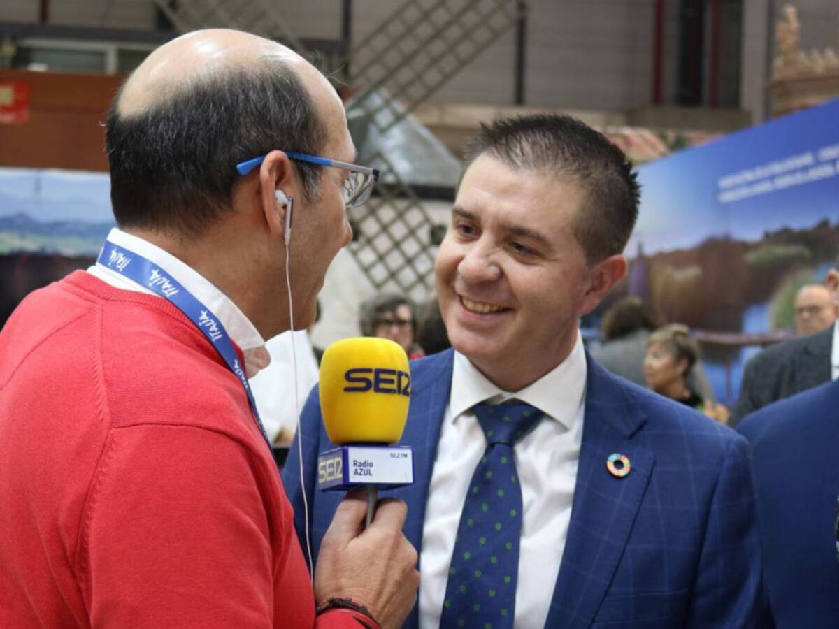 Santiago Cabañero: "El objetivo es que los ayuntamientos de Albacete no sientan económicamente esta crisis"