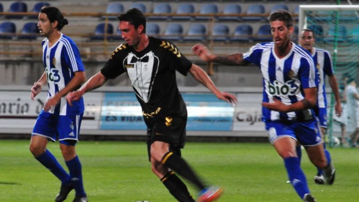 El Ponferradina-Cultural apunta al viernes 26