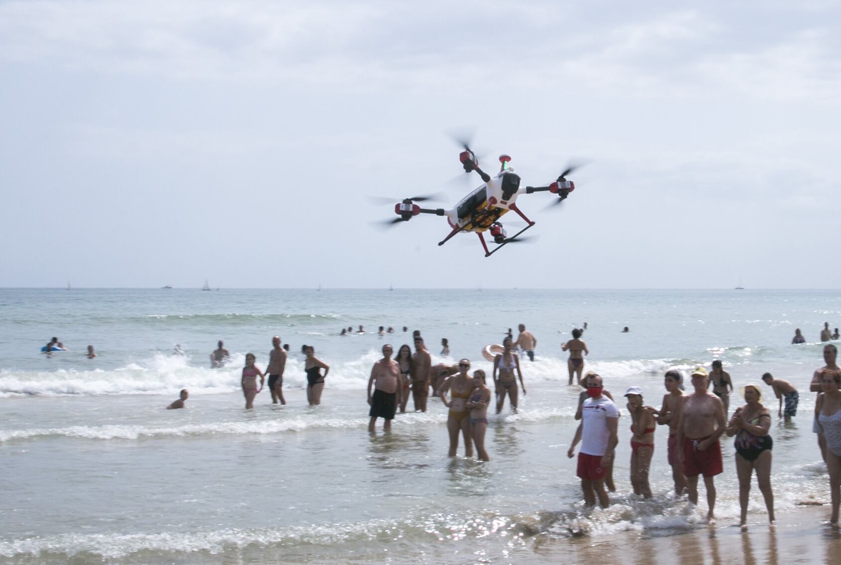 Dron de salvamento para la playa de Gandia