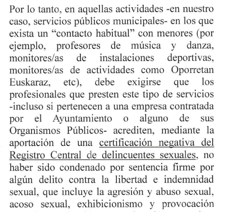 Extracto de la circular remitida por el Ayuntamiento para pedir a los empleados municipales que trabajan con niños un certificado negativo del Registro Central de delincuentes sexuales.