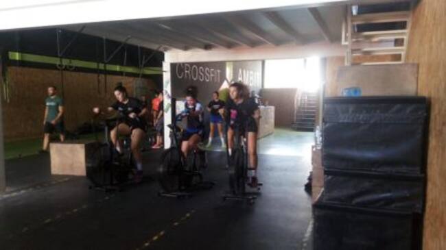 Las jugadoras en el gimnasio