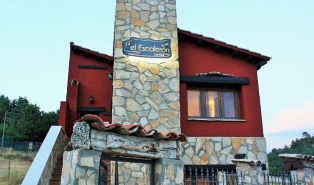 Casa rural &#039;El Escalerón&#039;, en Uña (Cuenca).