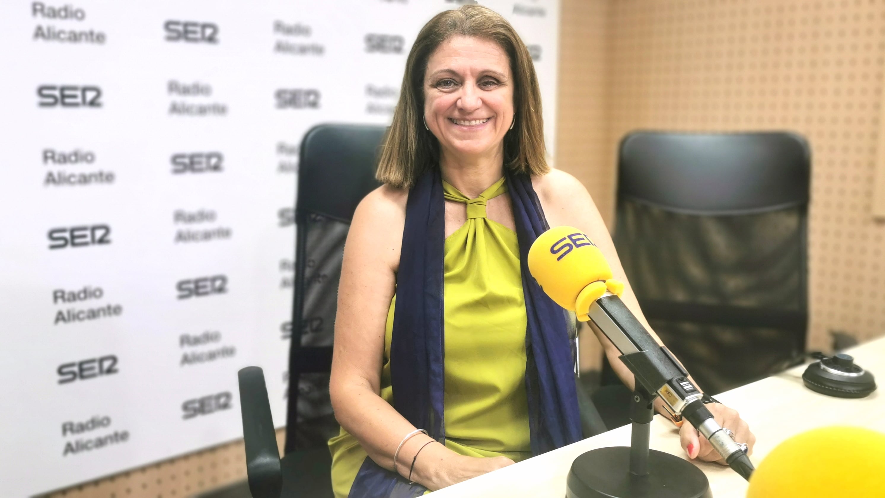 Mª Ángeles Alonso Vargas, profesora de Botánica de la Universidad de Alicante y directora del Departamento de Ciencias Ambientales y Recursos Naturales (CARN)