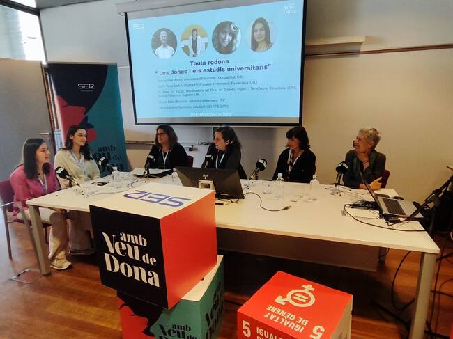Alumnes i professores de la UdL han centrat la primera taula rodona de l'"Amb Veu de Dona" 2023 des de la Universitat de Lleida.