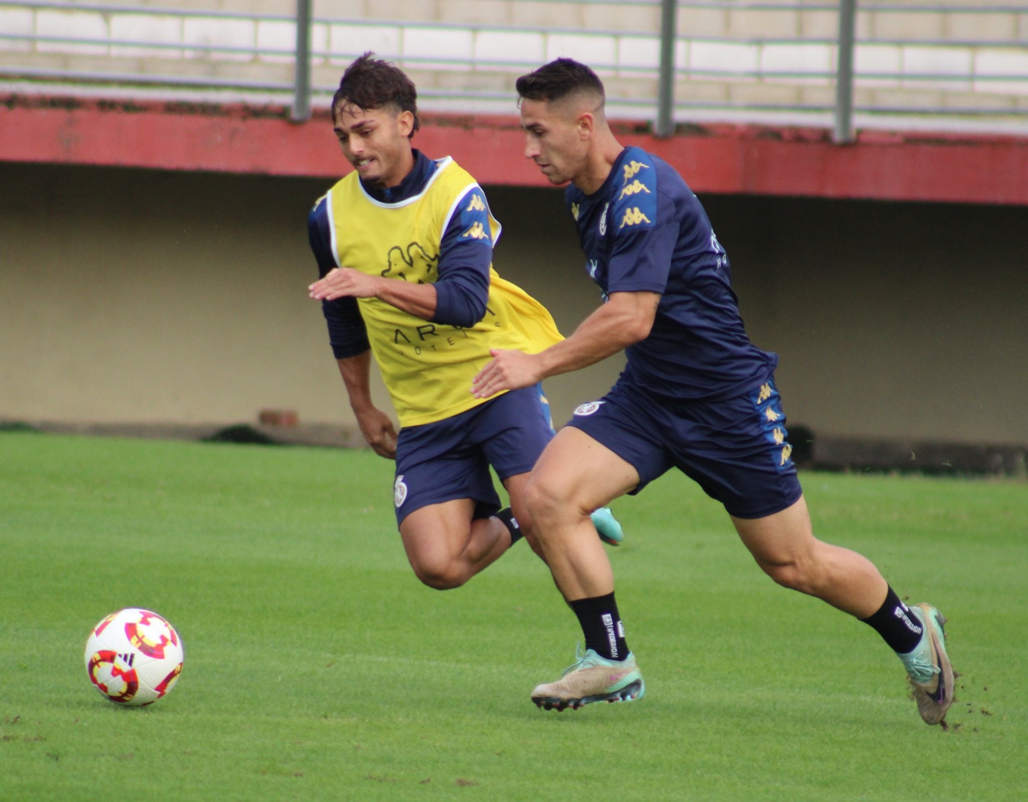 Amigo, Pibe y Samanes son baja. Fornos está recuperado.