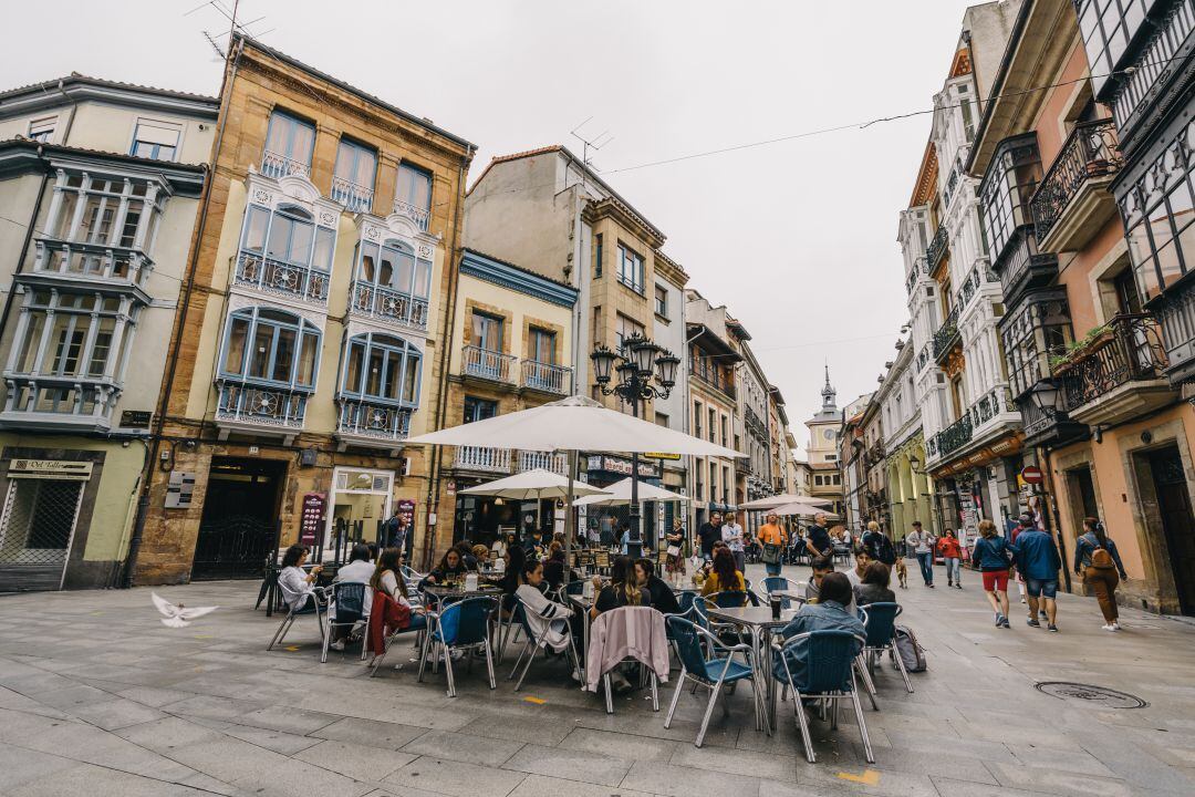 Una terraza situada en Oviedo.