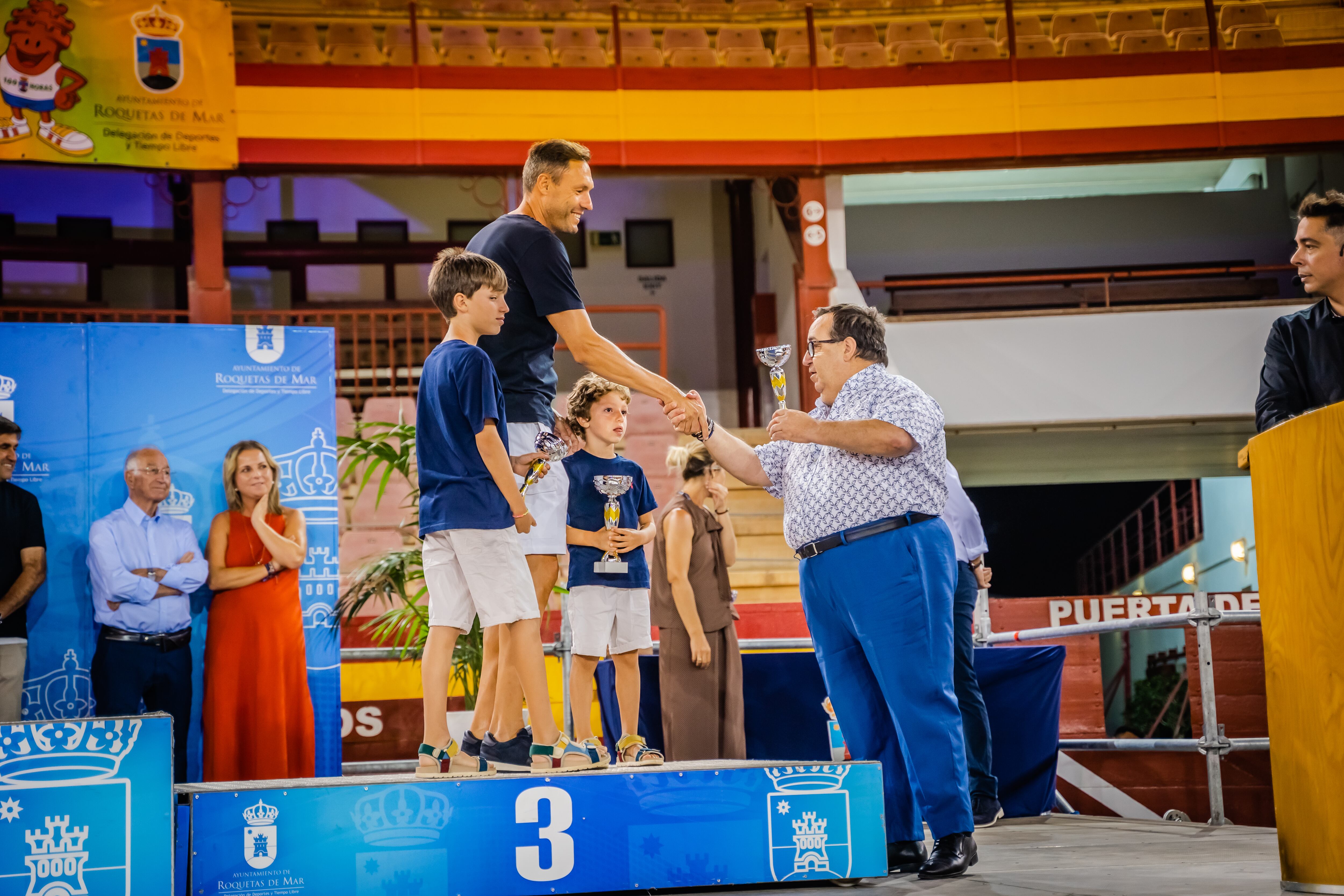 José Juan Rubí entregando medallas en la pasada edición.