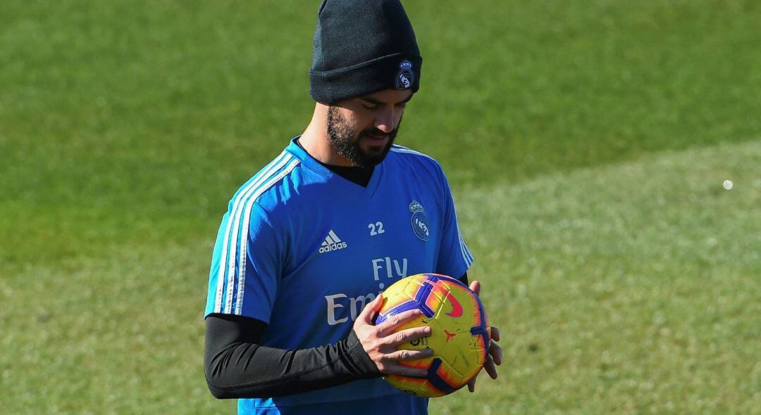 Isco, en el entrenamiento de este viernes del Real Madrid.