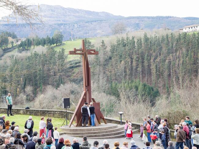 Vecinas de Zeanuri celebrando San Valentín.