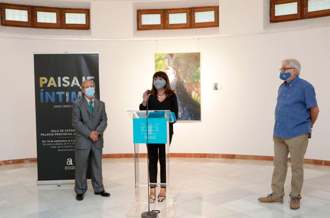 Jorge Cerdá Gironés, Julia Parra y José Luis Antequera en la presentación de la muestra