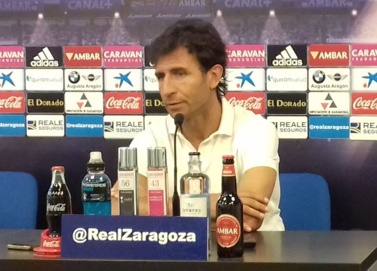 Luis Milla en la sala de prensa de la Ciudad Deportiva al concluir el entrenamiento matinal