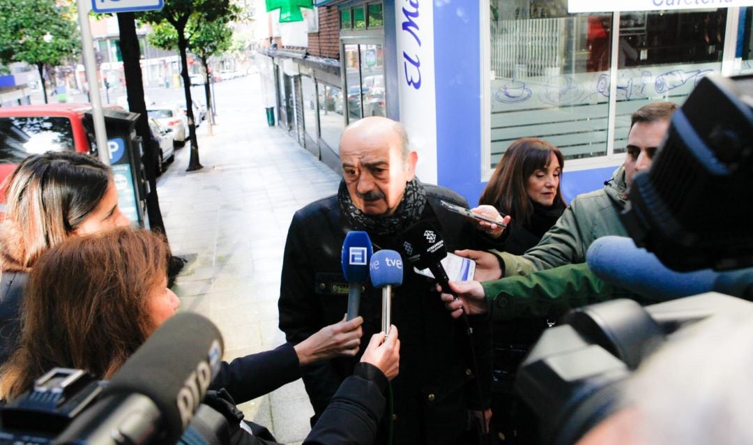 José María Mazón, diputado nacional del PRC, tras reunirse con Adriana Lastra.