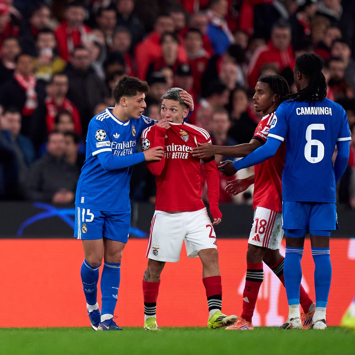 "Habrá que sancionar a quien se tape la boca": la FIFA estudia castigos tras el episodio racista contra Vinicius