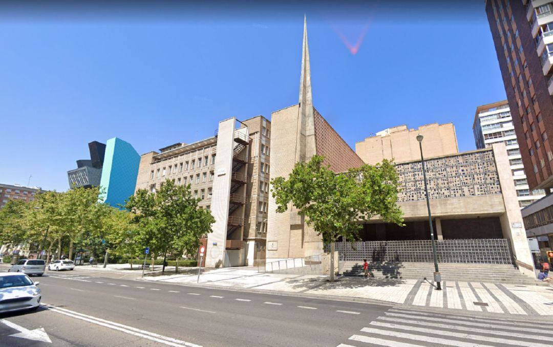 Parroquia del Carmen, en el Paseo María Agustín de Zaragoza