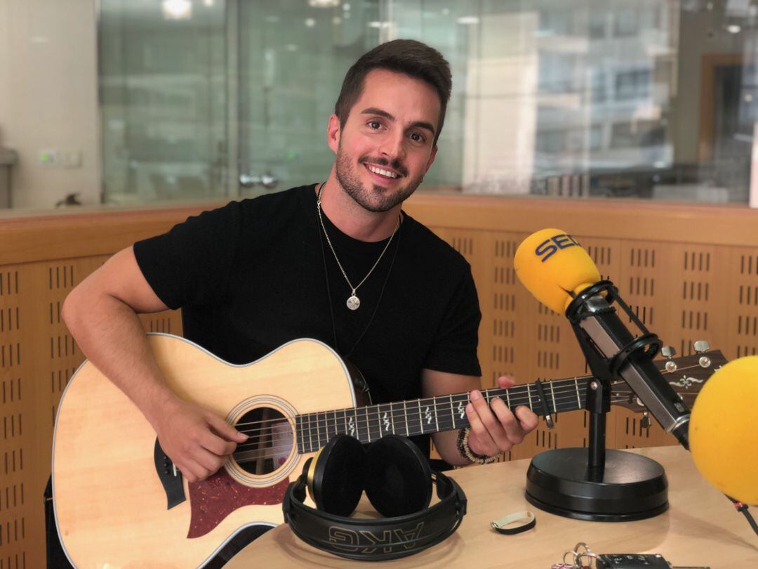 David Busquets a l'estudi 1