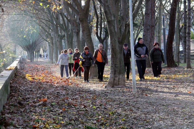 Segons un estudi, la velocitat a la que es camina pot servir per detectar malalties