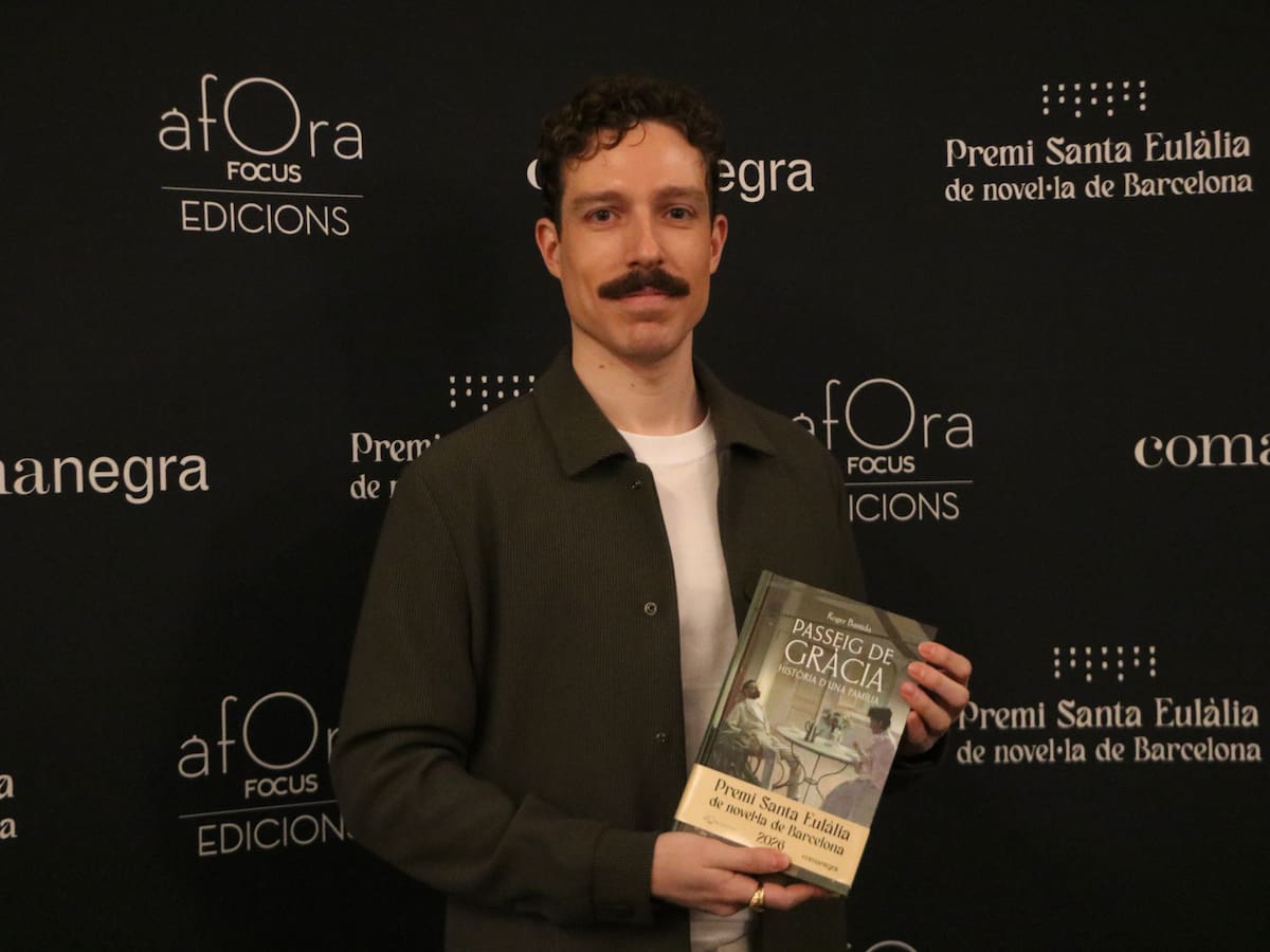 Roger Bastida, escriptor: "No volia fer una novel·la històrica asèptica, amable i bonica com uns Bridgerton"