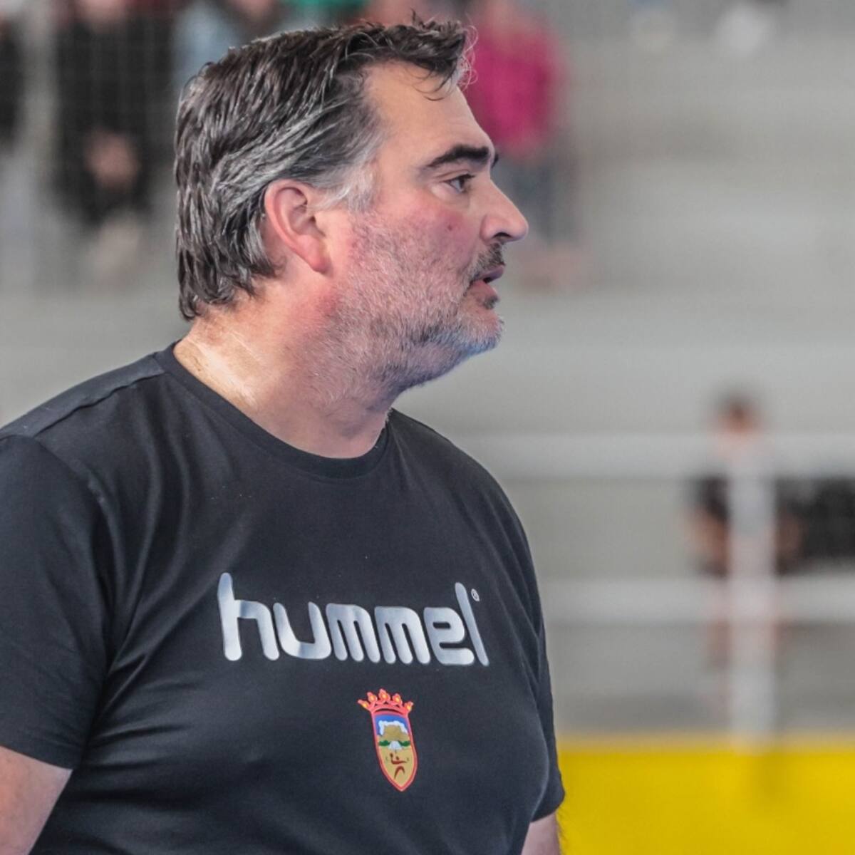 El Elda - C.E.E. espera al Levante U. D. Bm. Marni (D. 12.15 h)