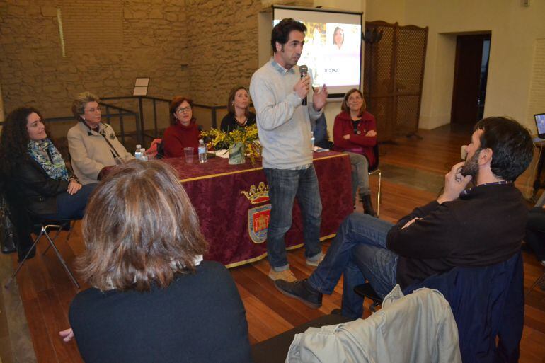 El concejal de Tarifa, Ezequiel Adreu, durante la celebración de un acto reciente en la ciudad.