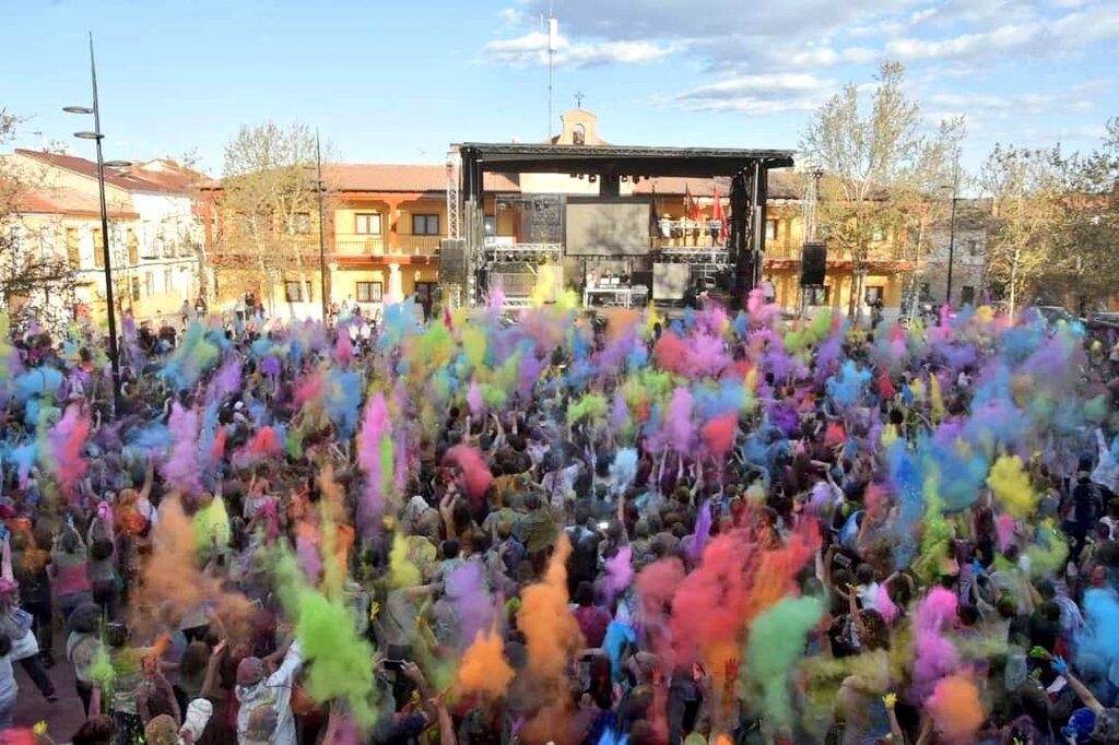 La fiesta Holi ha sido uno de los principales atractivos del fin de semana