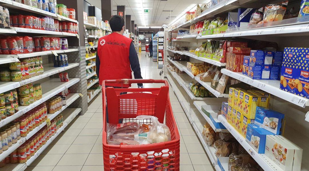 Cruz Roja lanza consejos para ahorrar en la cuesta de enero.