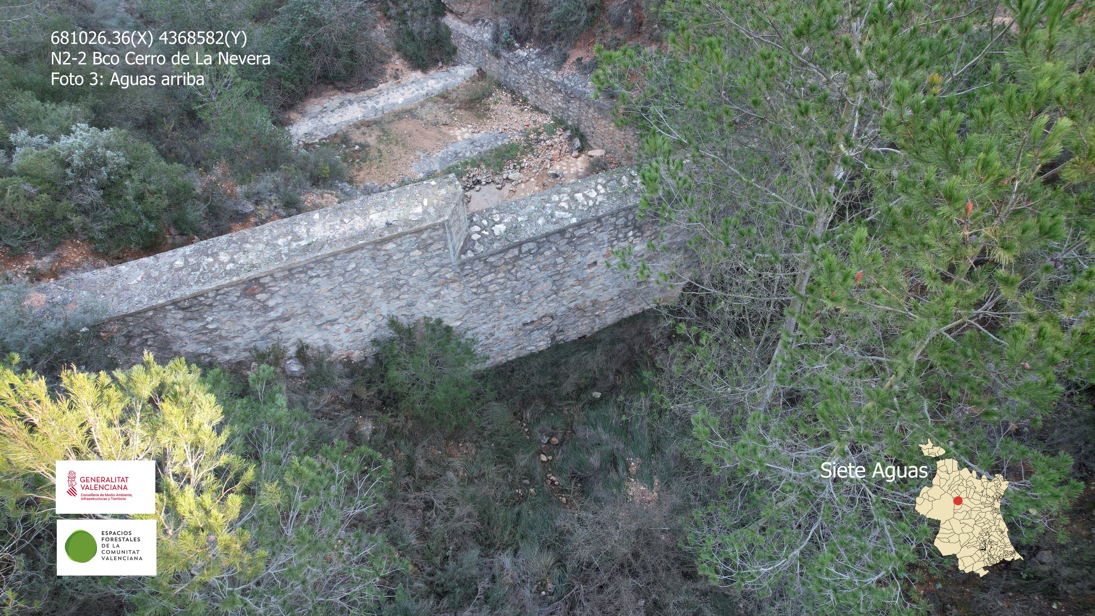 Martínez Mus ha asistido en Buñol a la demostración de uno de estos vuelos de cara a realizar los trabajos de restauración hidrológica forestal