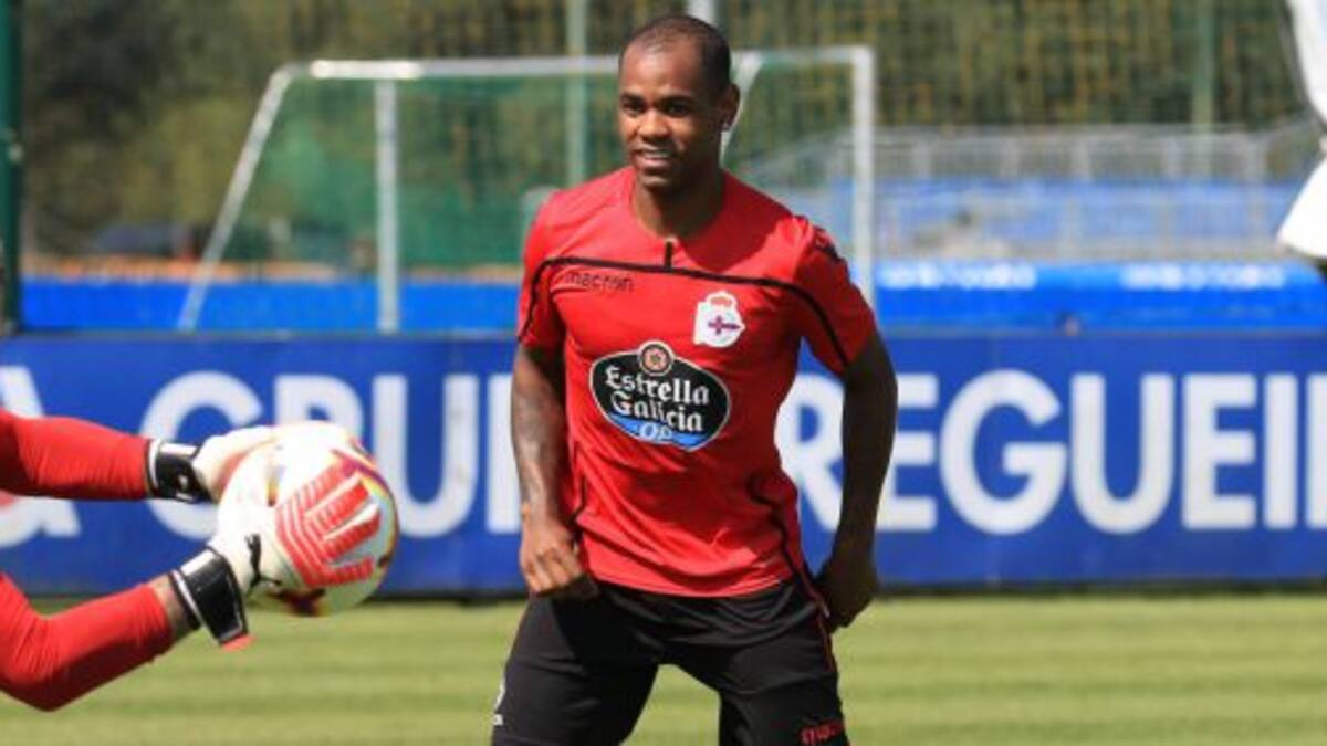 Rolan busca equipo en Primera