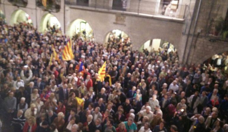 Al final de l'acte es va cridar "independència" i es va cantar els Segadors.