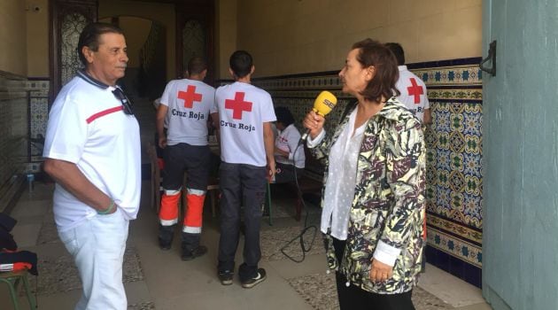 Pepa Bueno, desde el seminario de Orihuela donde se está alojando a las familias que no han podido dormir en sus casas por las riadas