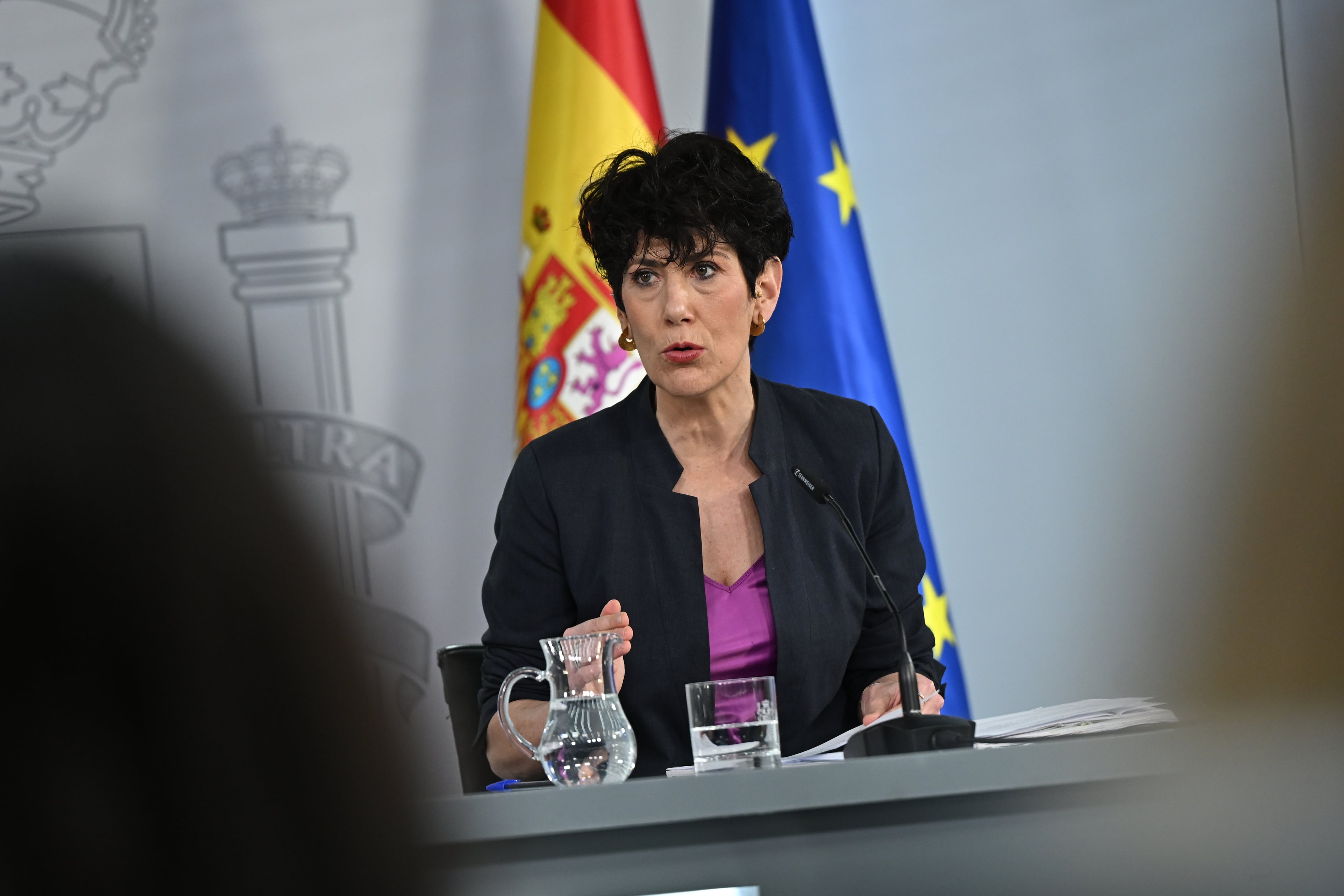 La ministra de Inclusión, Seguridad Social y Migraciones y portavoz del Gobierno, Elma Saiz en rueda de prensa tras la reunión del Consejo de Ministros, este martes en el Palacio de la Moncloa