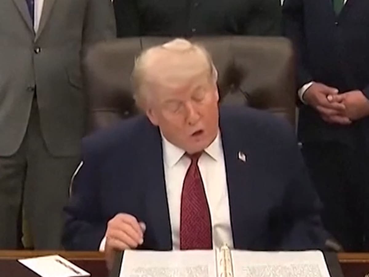 Trump y su consejo contra la depresión y ansiedad: "Mantenerse lo suficientemente ocupado"