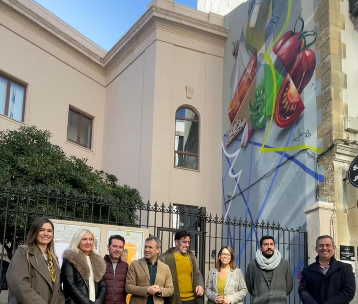 Mural de Belin en la calle Federico Mendizábal de Jaén.
