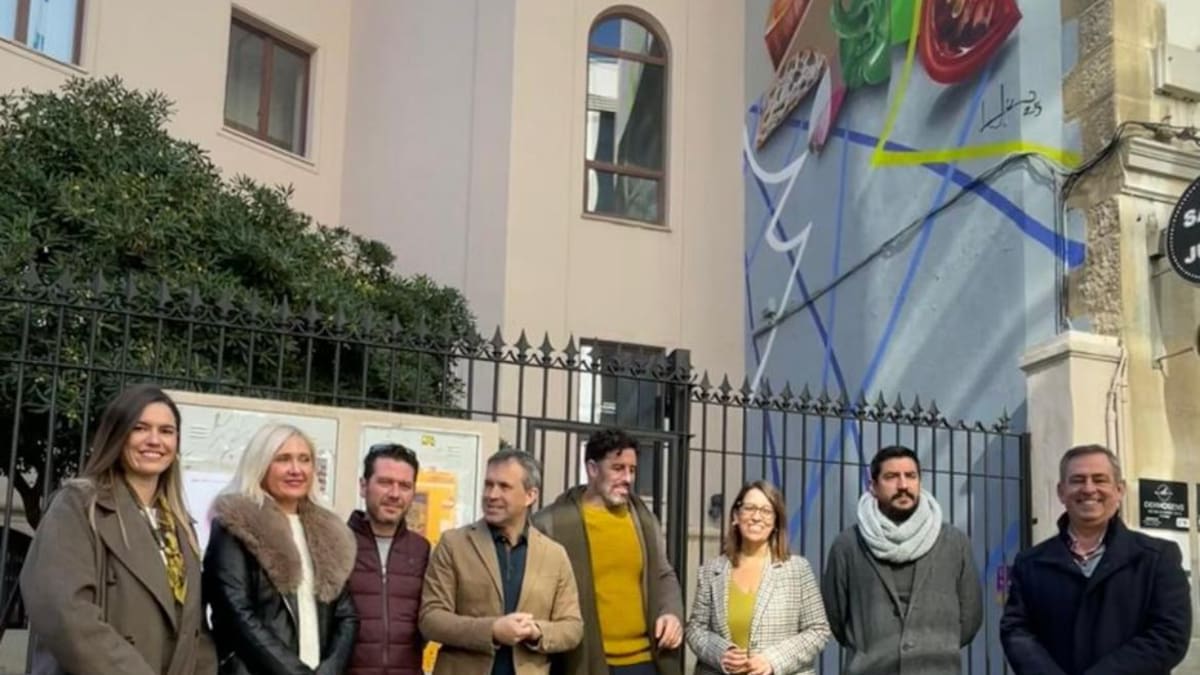 El 'salmorejo' de Belin ya decora una calle de Jaén