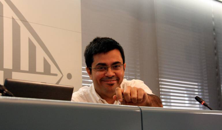 El tinent d'alcalde i portaveu del govern municipal, Gerardo Pisarello, en un moment de la roda de premsa d'aquest 16 de setembre.