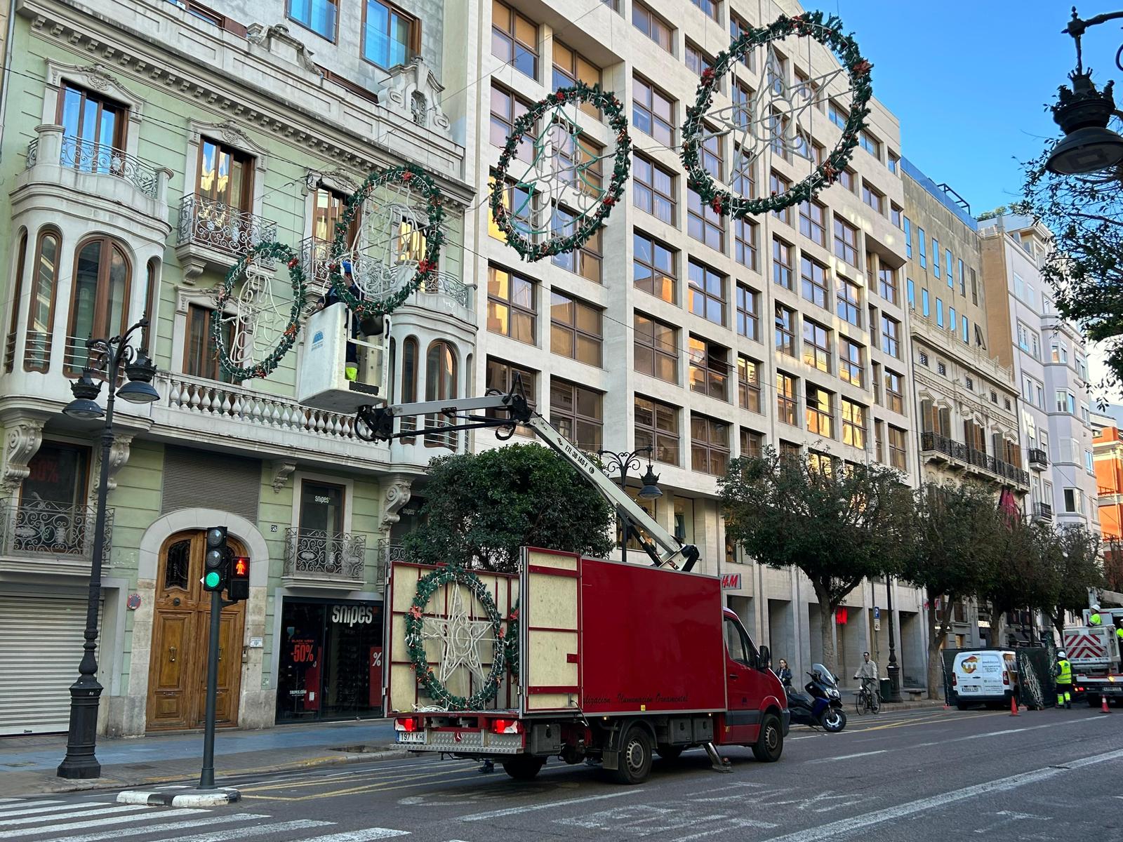 València prepara las luces navideñas