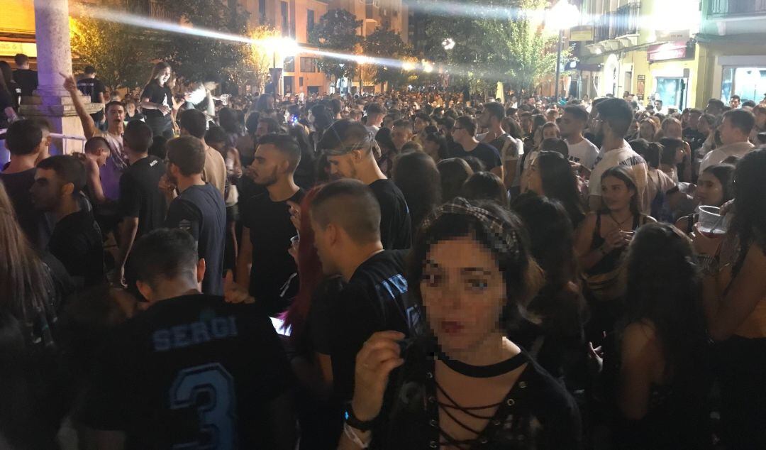 Imagen de archivo de la Plaza del Convento de Valdepeñas, durante las Fiestas del vino 2019