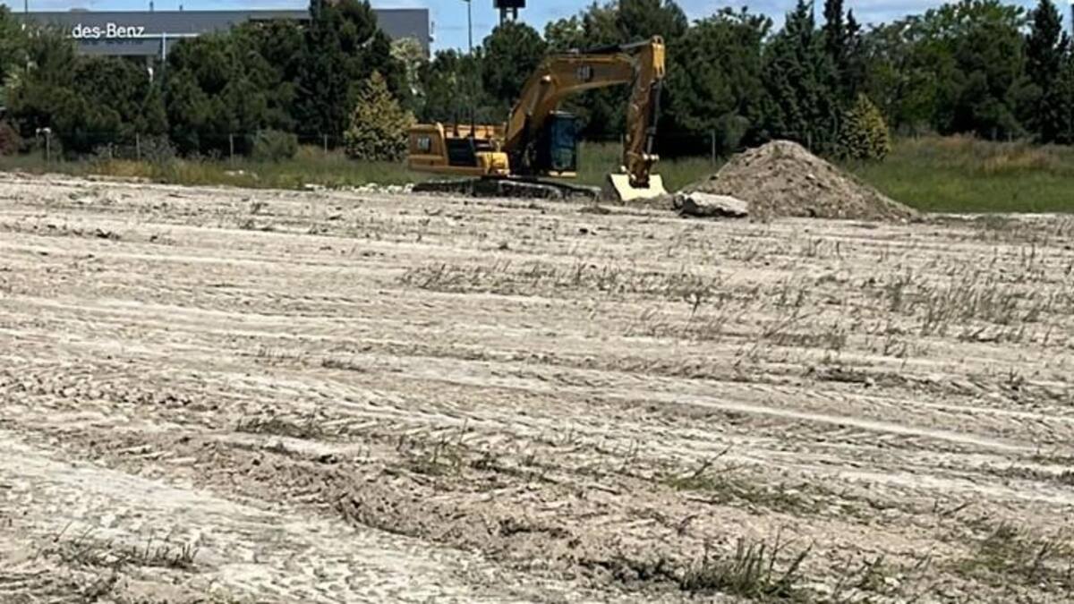 María Jesús Pérez, concejala de Vivienda de Pinto, habla de los primeros pasos para la construcción de las viviendas del Plan Vive en el municipio.
