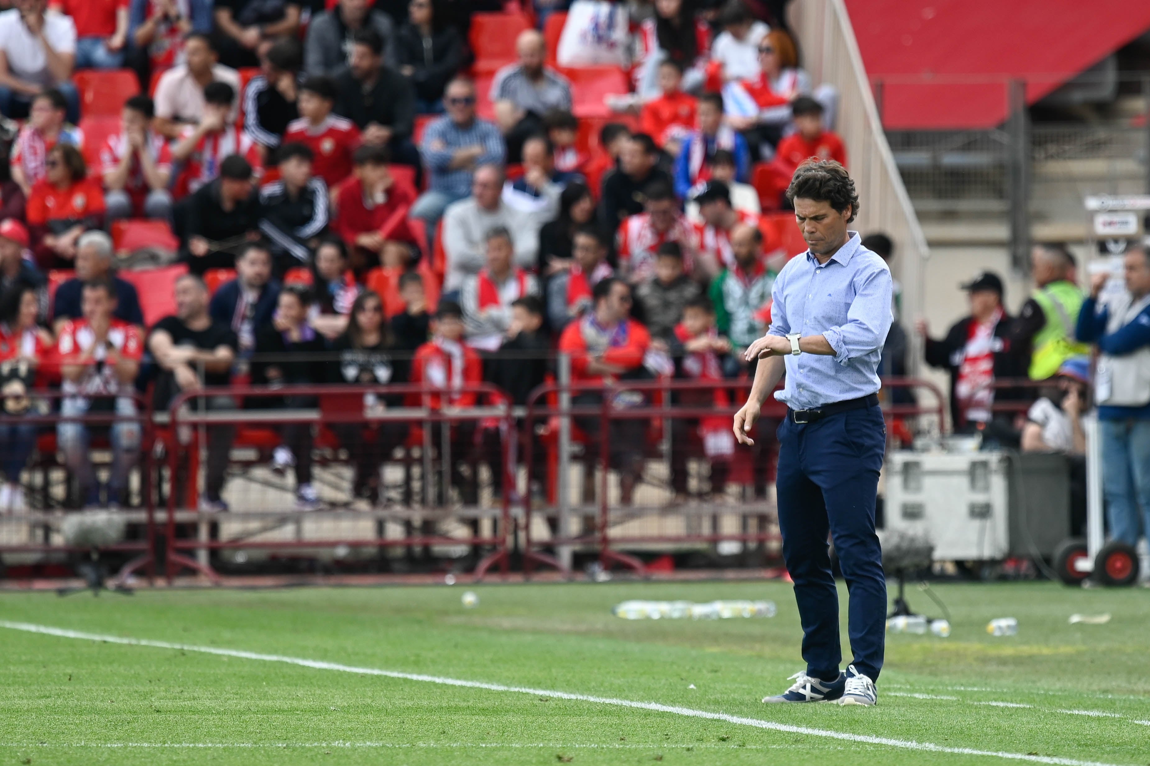 Al entrenador del Almería le siguen saliendo las cuentas.